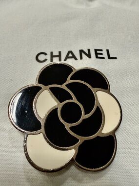 Chanel Camellia Brooch 96P Vintage 1996 Black Ivory Enamel XL